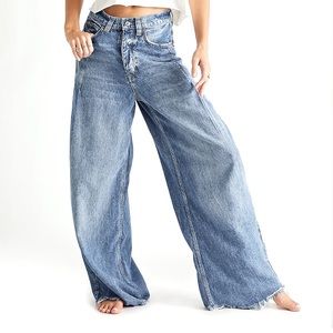 We The Free/Free People Curvy Wide-leg jean